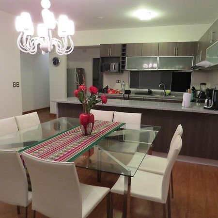 Spacious Apartment In Miraflores Lima Pokój zdjęcie