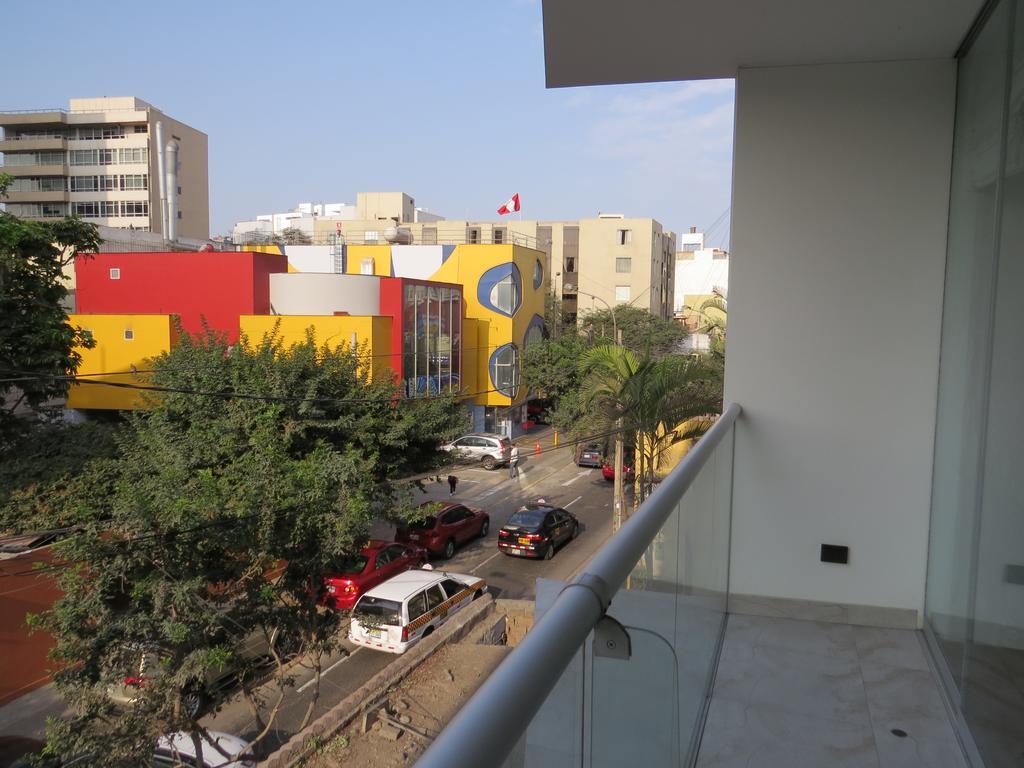 Spacious Apartment In Miraflores Lima Pokój zdjęcie